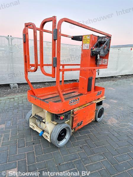 Grote foto jlg 1230es masthoogwerker bj 2017 1230 es mast hoogwerker doe het zelf en verbouw hoogwerkers