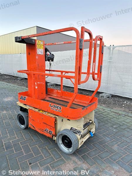 Grote foto jlg 1230es masthoogwerker bj 2017 1230 es mast hoogwerker doe het zelf en verbouw hoogwerkers