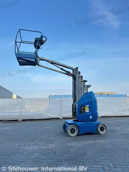 Grote foto jlg toucan 10e masthoogwerker verticale mast hoogwerker doe het zelf en verbouw hoogwerkers