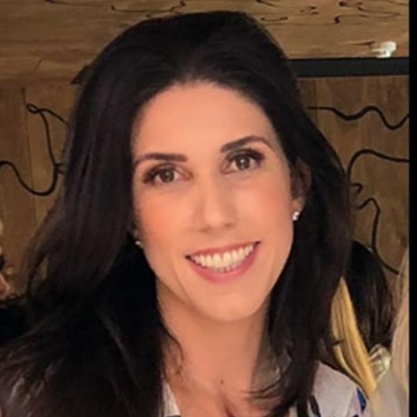 Grote foto ik ben op zoek naar een nieuw liefdevol begin contacten en berichten vrouw zoekt man