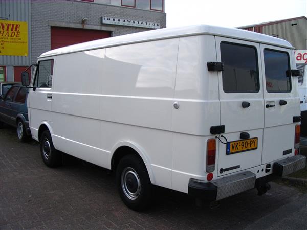 Grote foto klassieke auto specialist spuiterij auto bmw