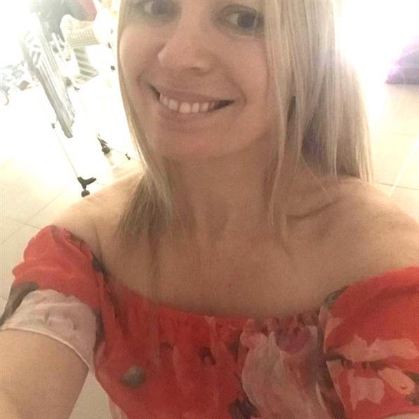 Grote foto geen eenzame feestdagen meer contacten en berichten vrouw zoekt man