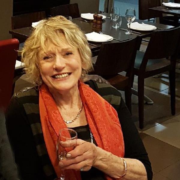 Grote foto lieve oudere gezellige man gezocht contacten en berichten vrouw zoekt man