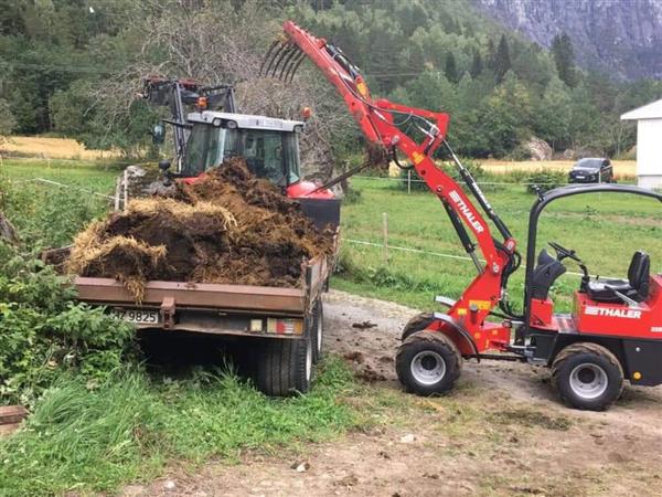 Grote foto thaler knikshovel 2320 agrarisch tractoren