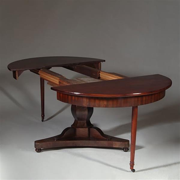 Grote foto eetkamertafel rond uitschuifbaar tot 2.16 m. op kolompoot ca 1820 no.361875 antiek en kunst stoelen en banken