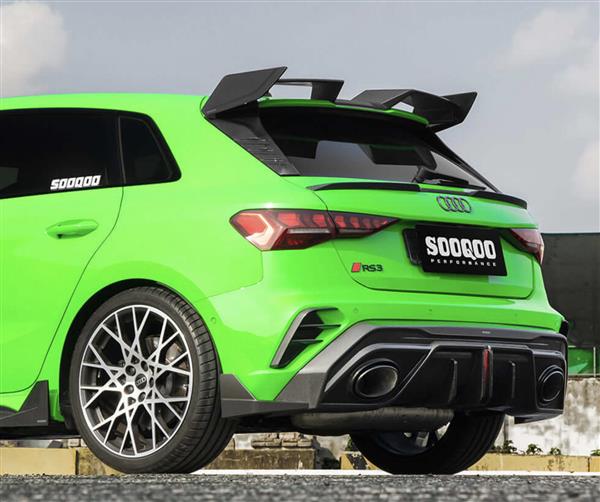 Grote foto dit betreft een audi rs3 8y facelift sq carbon diffuser set auto onderdelen tuning en styling