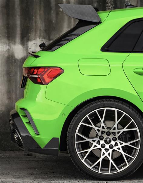 Grote foto dit betreft een set audi rs3 8y facelift sq carbon achtbumper inleg auto onderdelen tuning en styling