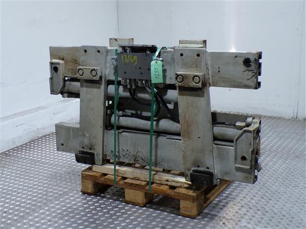 Grote foto cascade vorkenklem agrarisch heftrucks