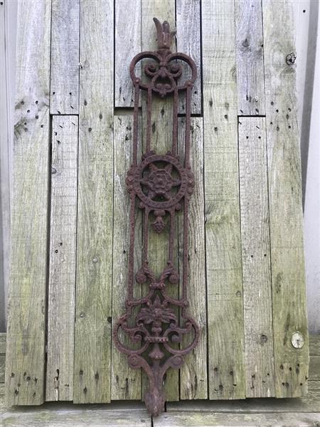 Grote foto mooie gietijzeren trapstijl robuuste look rust tuin en terras hekken en schuttingen