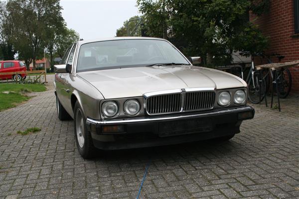 Grote foto te koop mooie jacuar xj 6 cil.. bj 1987 .. auto jaguar
