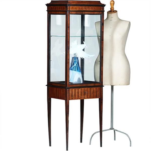 Grote foto vierkante hepplewhite vitrine met glas rondom en een unieke show lade no.360435 antiek en kunst stoelen en banken