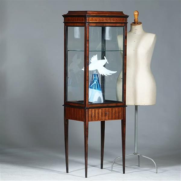 Grote foto vierkante hepplewhite vitrine met glas rondom en een unieke show lade no.360435 antiek en kunst stoelen en banken