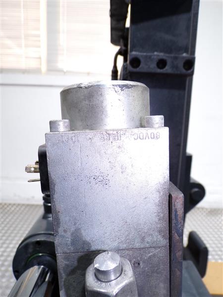 Grote foto stabau vorkversteller met containergrijper bulk containers outlet agrarisch heftrucks