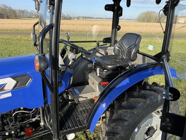 Grote foto lovol m254 4wd tractor met cabine fronthef demo 2026 33 uur agrarisch tractoren