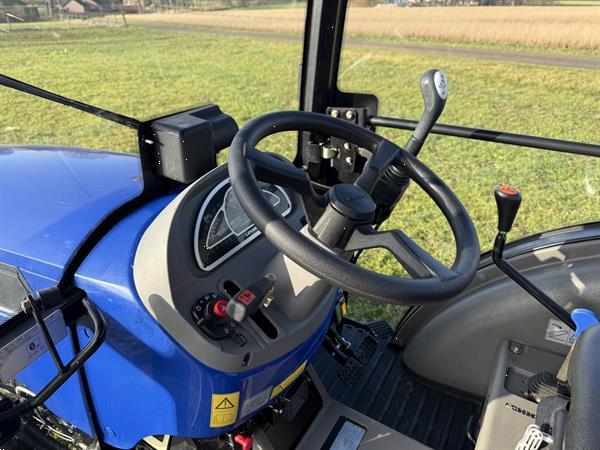 Grote foto lovol m254 4wd tractor met cabine fronthef demo 2026 33 uur agrarisch tractoren