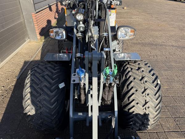 Grote foto giant g2700 x tra hd shovel kniklader nieuw agrarisch shovels