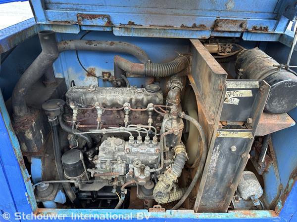 Grote foto aichi rupshoogwerker knik telescoop rups hoogwerker doe het zelf en verbouw hoogwerkers