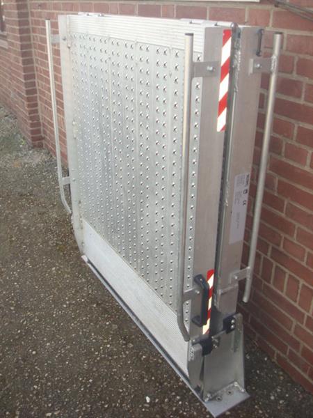 Grote foto oprijplaat altec 250x100 scootmobiel rolstoel auto diversen gereedschap