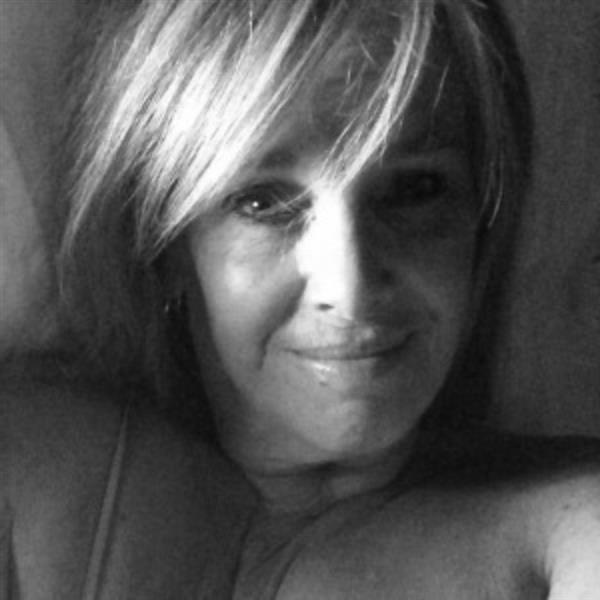 Grote foto ben jij in voor een lat relatie contacten en berichten vrouw zoekt man