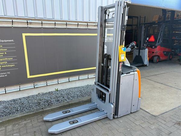 Grote foto vs 22650 elektrische stapelaar still doe het zelf en verbouw hefwerktuigen