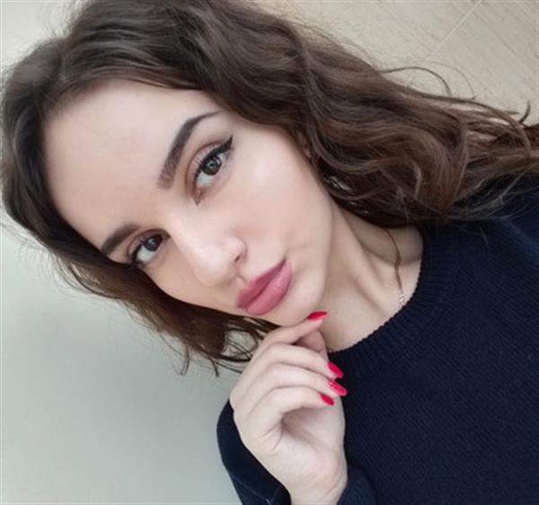 Grote foto kijk jij ook naar het innerlijk contacten en berichten vrouw zoekt man