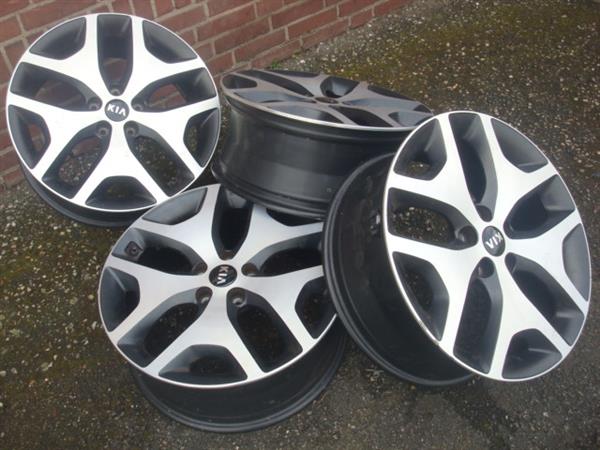 Grote foto 19 originele kia sportage jenzan steek 5x114.3 auto onderdelen banden en velgen