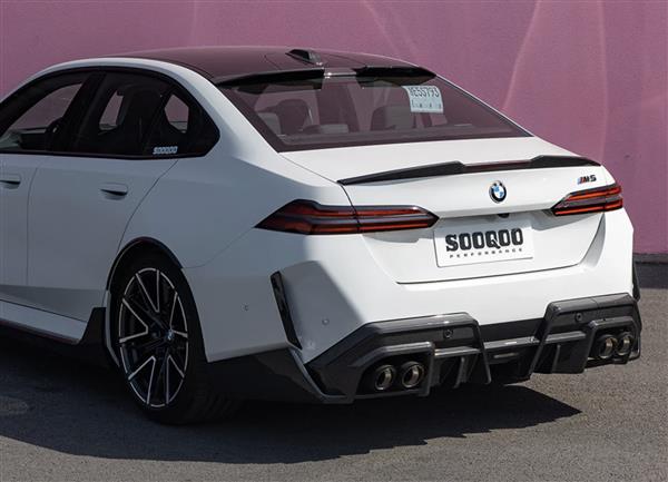 Grote foto dit betreft een bmw g90 m5 carbon sq kofferbak spoiler lip auto onderdelen tuning en styling