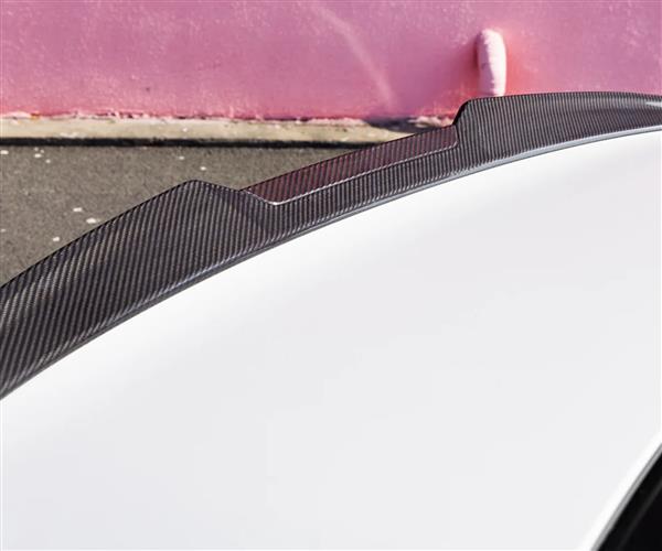 Grote foto dit betreft een bmw g90 m5 carbon sq kofferbak spoiler lip auto onderdelen tuning en styling