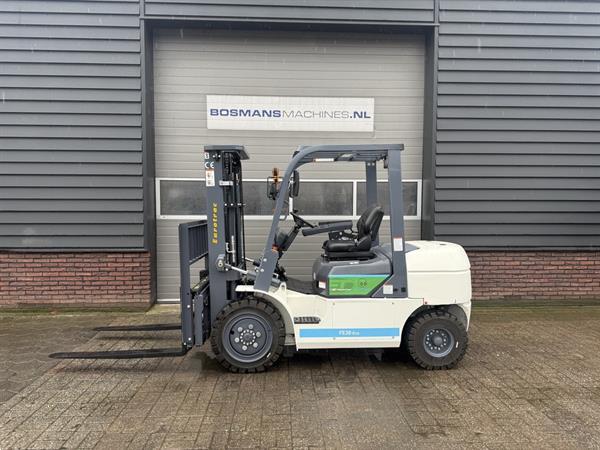 Grote foto eurotrac fe30 eco heftruck nieuw met vorkenverspreider agrarisch heftrucks