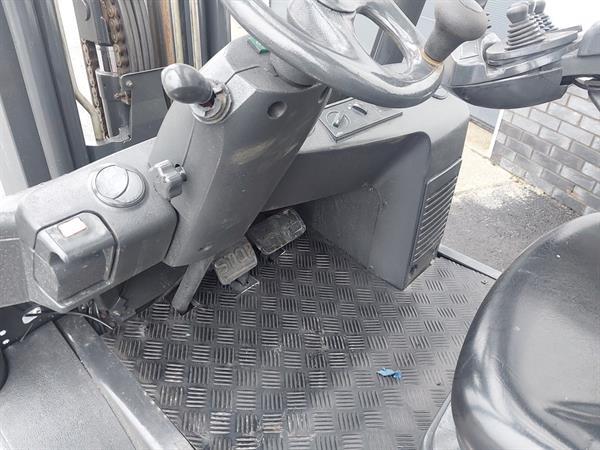 Grote foto linde h30d agrarisch heftrucks