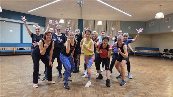 Grote foto zumba les hengelo gratis proefles sport en fitness dansen en ballet