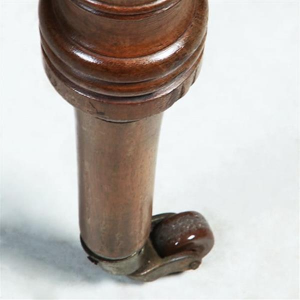 Grote foto engelse mahonie schrijftafel met groen leer en twee laden ca 1880 no381260 antiek en kunst stoelen en banken