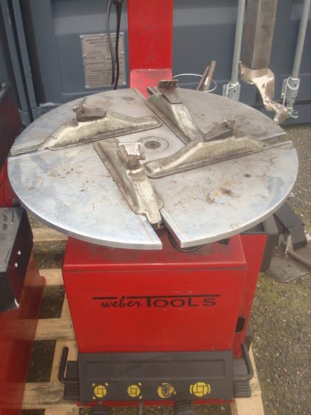 Grote foto banden apparaat en motorbanden balanceermachine auto diversen gereedschap