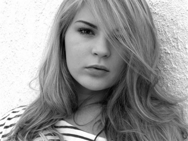 Grote foto zoek jij net als ik geluk contacten en berichten vrouw zoekt man