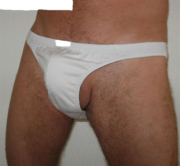 Grote foto jong gebleven man mist de intieme warmte erotiek contact man tot vrouw