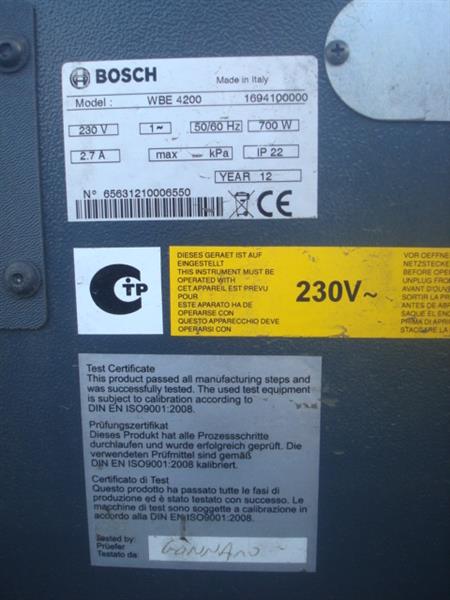 Grote foto banden de montage apparaat en balanceer machine auto diversen gereedschap