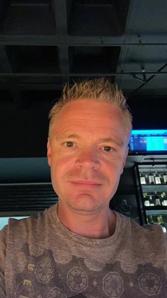 Grote foto lieve spannende en sociale man zoekt verbinding erotiek man zoekt vrouwelijke sekspartner