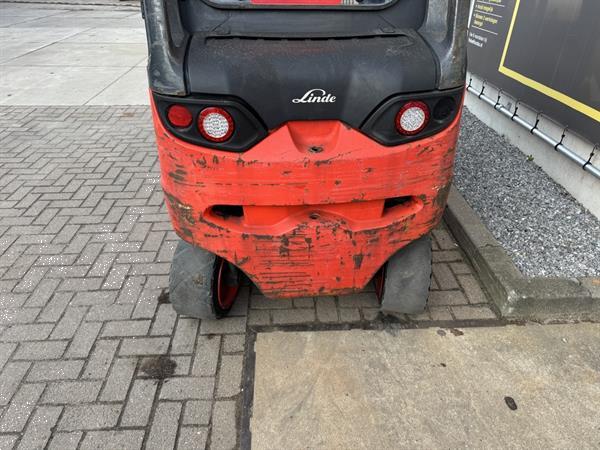 Grote foto vs 22654 elektrische heftruck linde e20 agrarisch heftrucks
