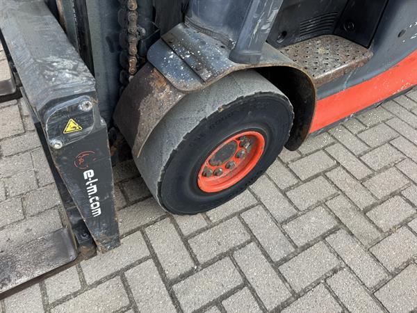 Grote foto vs 22654 elektrische heftruck linde e20 agrarisch heftrucks