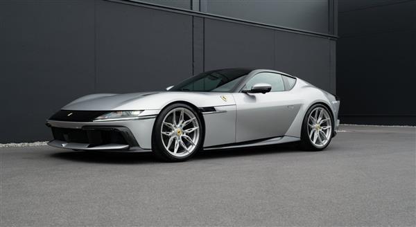 Grote foto dit betreft een ferrari 12cilindri verlaging veren set auto onderdelen tuning en styling