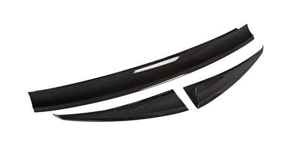 Grote foto dit betreft een ferrari 12cilindri carbon novitec kofferbak spoiler lip auto onderdelen tuning en styling