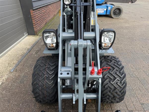 Grote foto giant g1500 minishovel hoge mast nieuw agrarisch shovels
