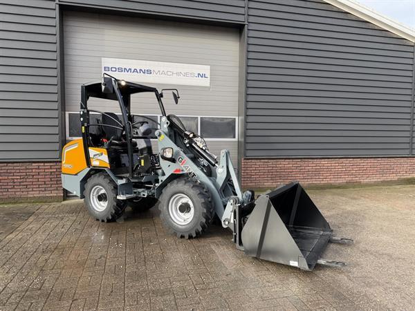 Grote foto giant g2700 hd minishovel kniklader nieuw 110 cm breed goedkope uitvoering agrarisch shovels
