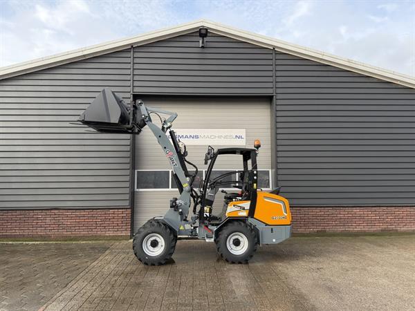 Grote foto giant g2700 hd minishovel kniklader nieuw 110 cm breed goedkope uitvoering agrarisch shovels