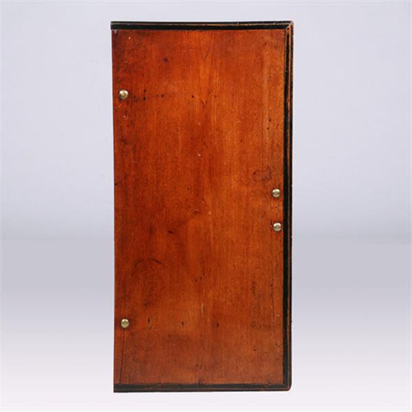 Grote foto kleine koloniale kist ca 1800 in djati met zwarte details en brons beslag no.381230 antiek en kunst stoelen en banken