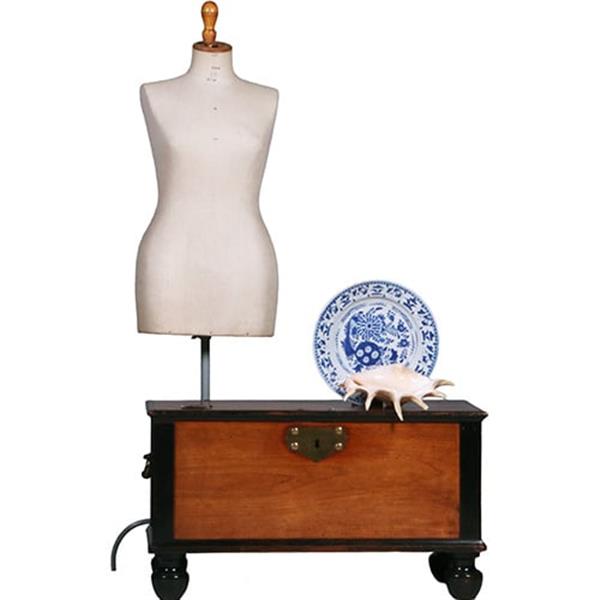 Grote foto kleine koloniale kist ca 1800 in djati met zwarte details en brons beslag no.381230 antiek en kunst stoelen en banken