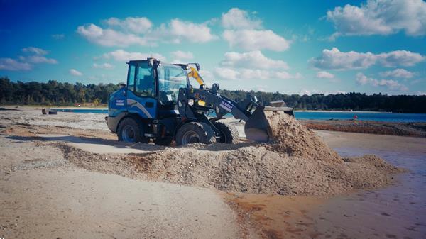 Grote foto giant shovel of verreiker kopen profiteer nu van 0 49 rente lease actie agrarisch shovels
