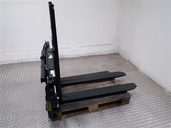 Grote foto kaup vorkenversteller dubbel outlet agrarisch heftrucks