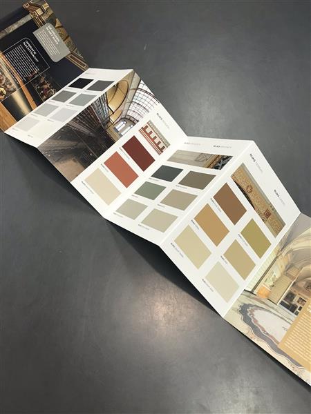 Grote foto sikkens rijkskleurenwaaier uitvouwbare kleurenkaart opvolger van de rijks kleurenwaaier klk rijk doe het zelf en verbouw materialen en producten