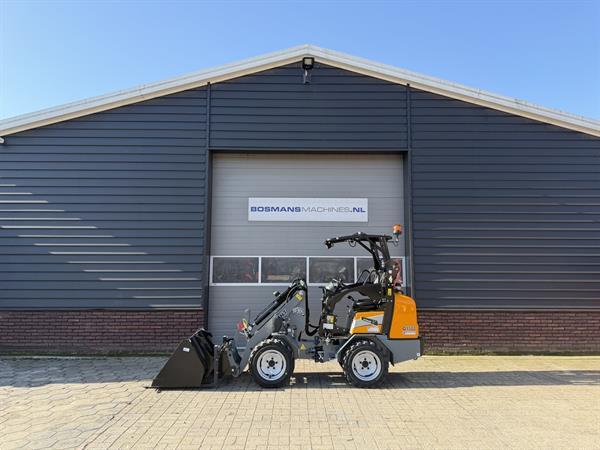 Grote foto giant g1500 minishovel nieuw met klapdak agrarisch shovels